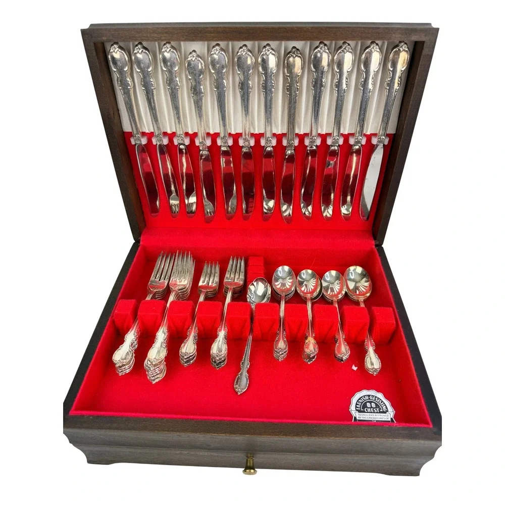 1847 Rogers Bros Reflection Silverplate Flatware Set International Silver Chest